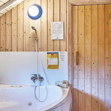 6 Person Holiday In Hemmet